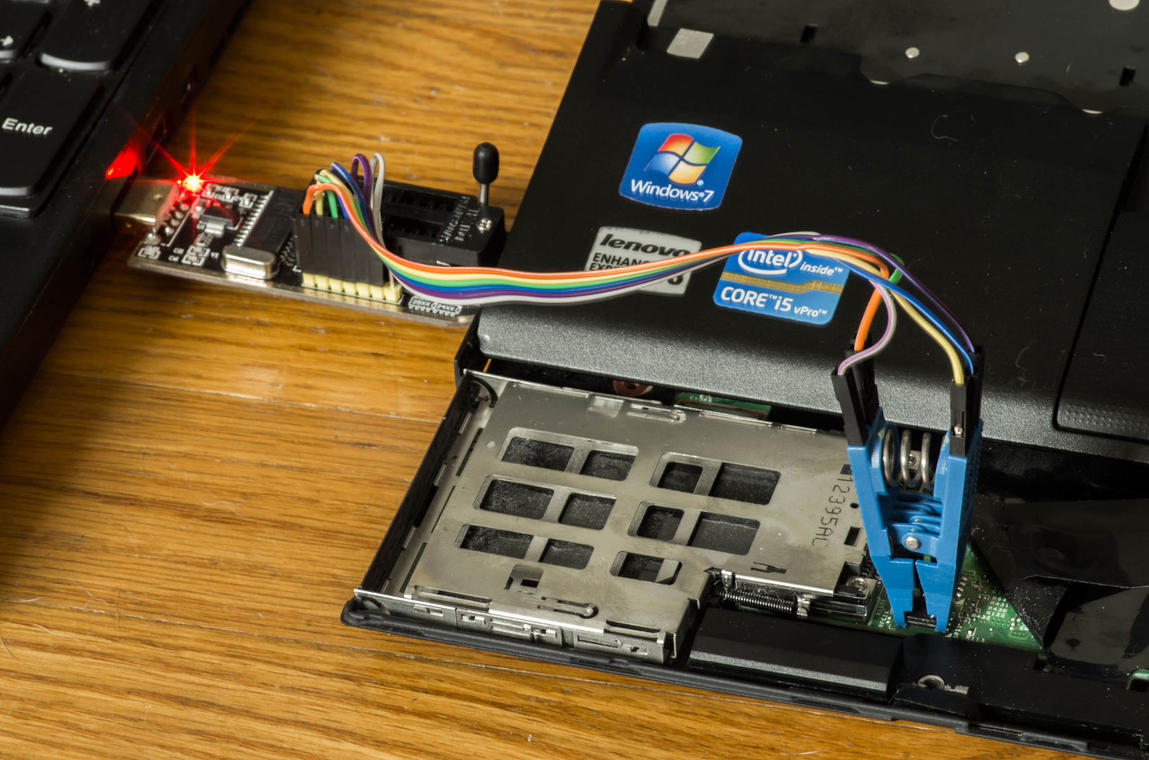 Connect power to bottom chip
