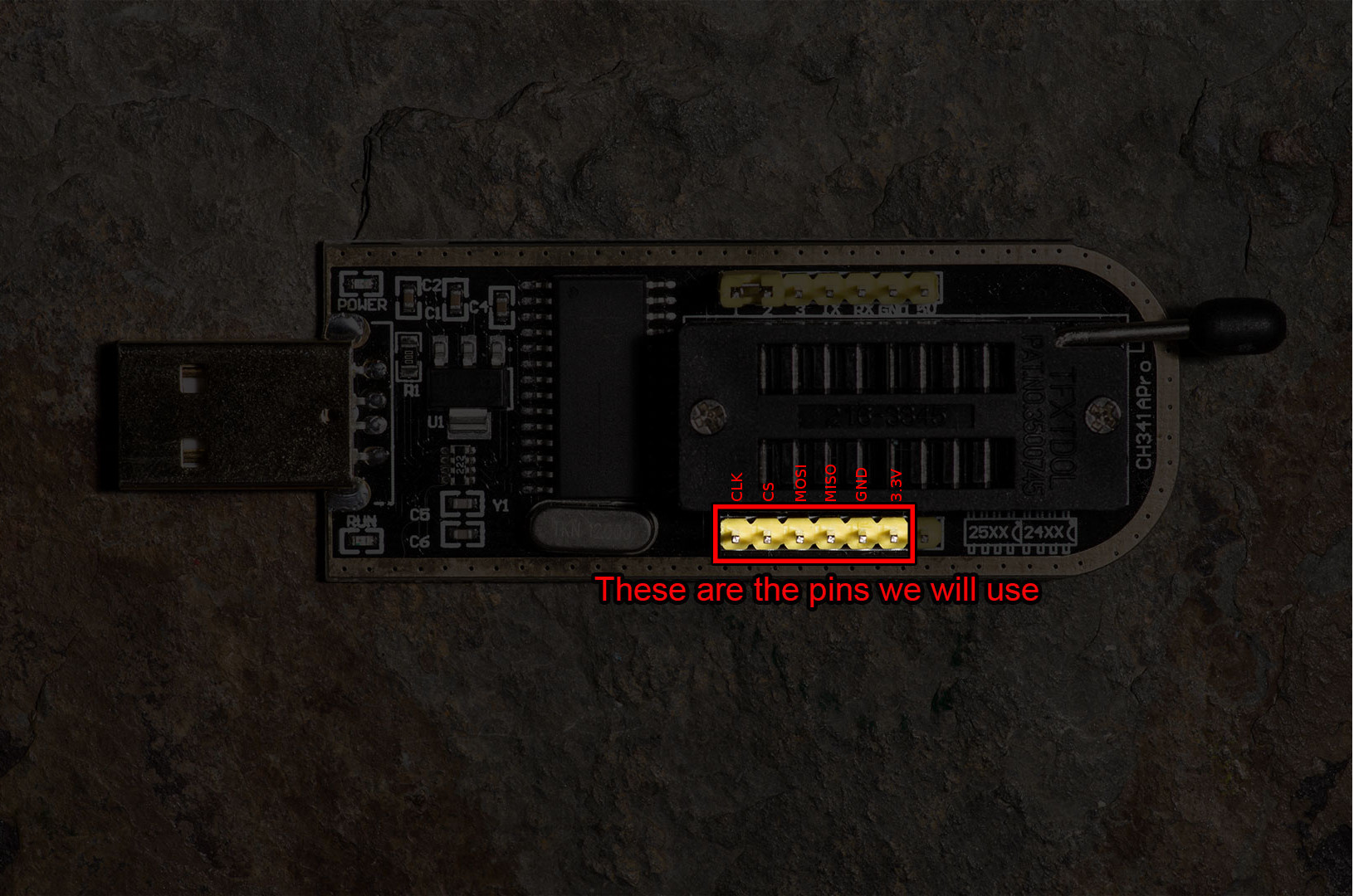 Top of CH341a pins